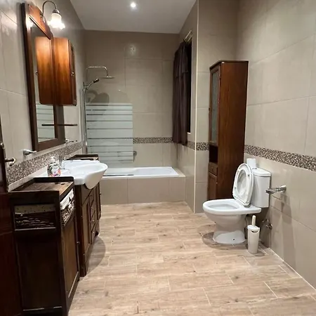 Private * San Ġwann